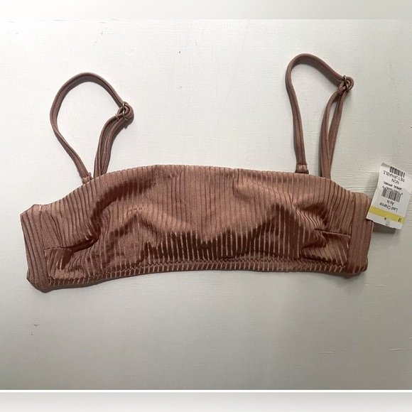 NWT VITAMIN A CONVERTIBLE SWIM TOP MILA BANDEAU BIKINI Sz 4 XS $120 - Picture 3 of 3